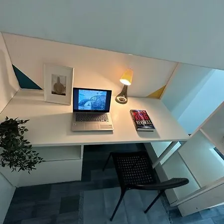 Loft Style Partition Room In Shared Apartment In Al Barsha 1 Near Moe Metro Dubaï Extérieur photo