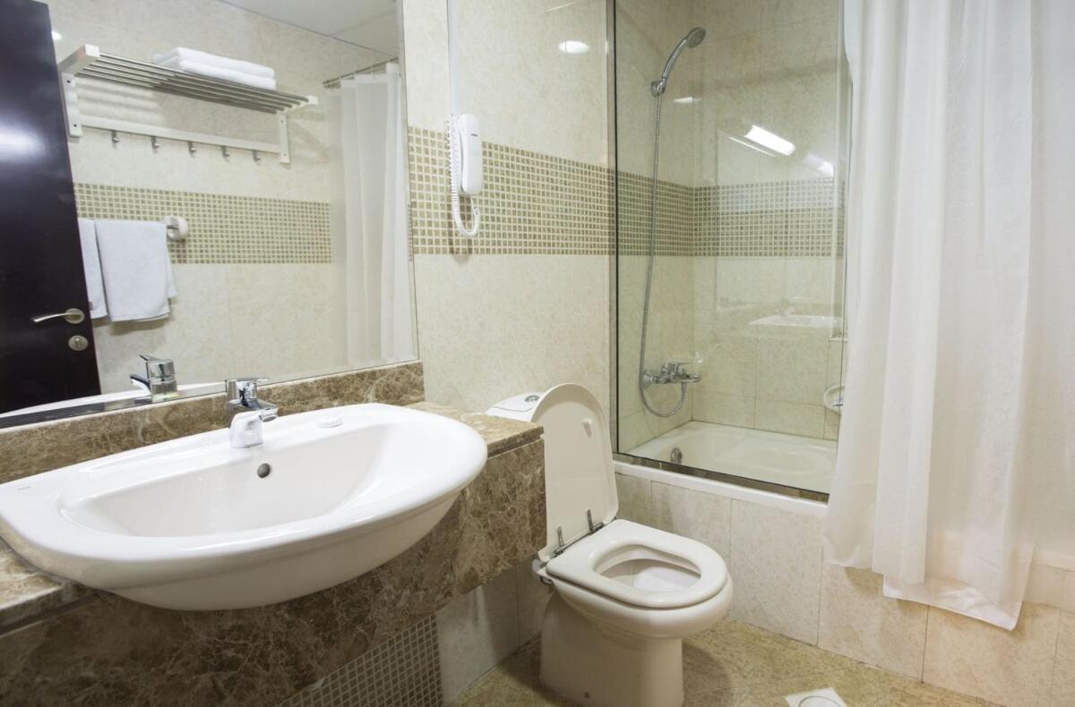 Апартаменты Loft Style Partition In Shared In Al Barsha 1 Near Moe Metro Дубай