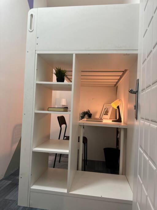 Loft Style Partition In Shared In Al Barsha 1 Near Moe Metro دبي